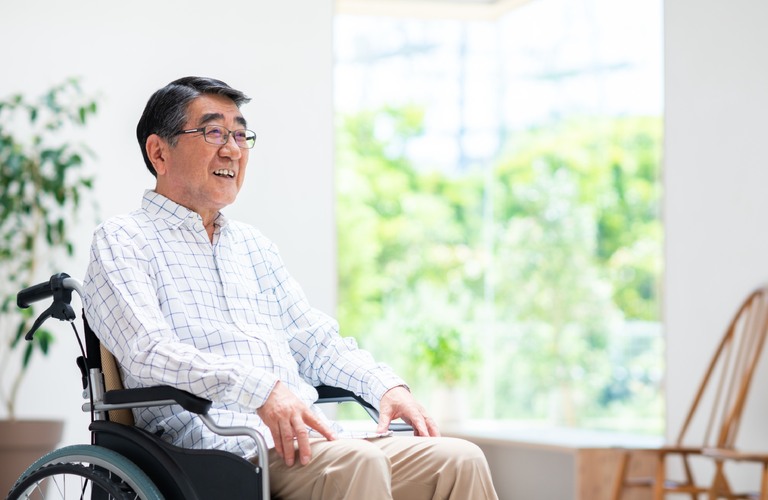 会話や施術の刺激が認知症予防にも最適 | 堺のマッサージなら適切な施術を行うエール訪問鍼灸マッサージ